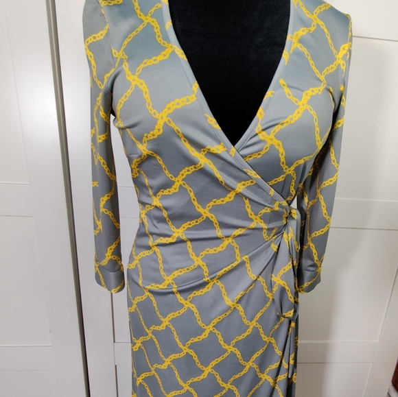 Wrap Dress Julie Brown Size Large - Picture 1 of 4